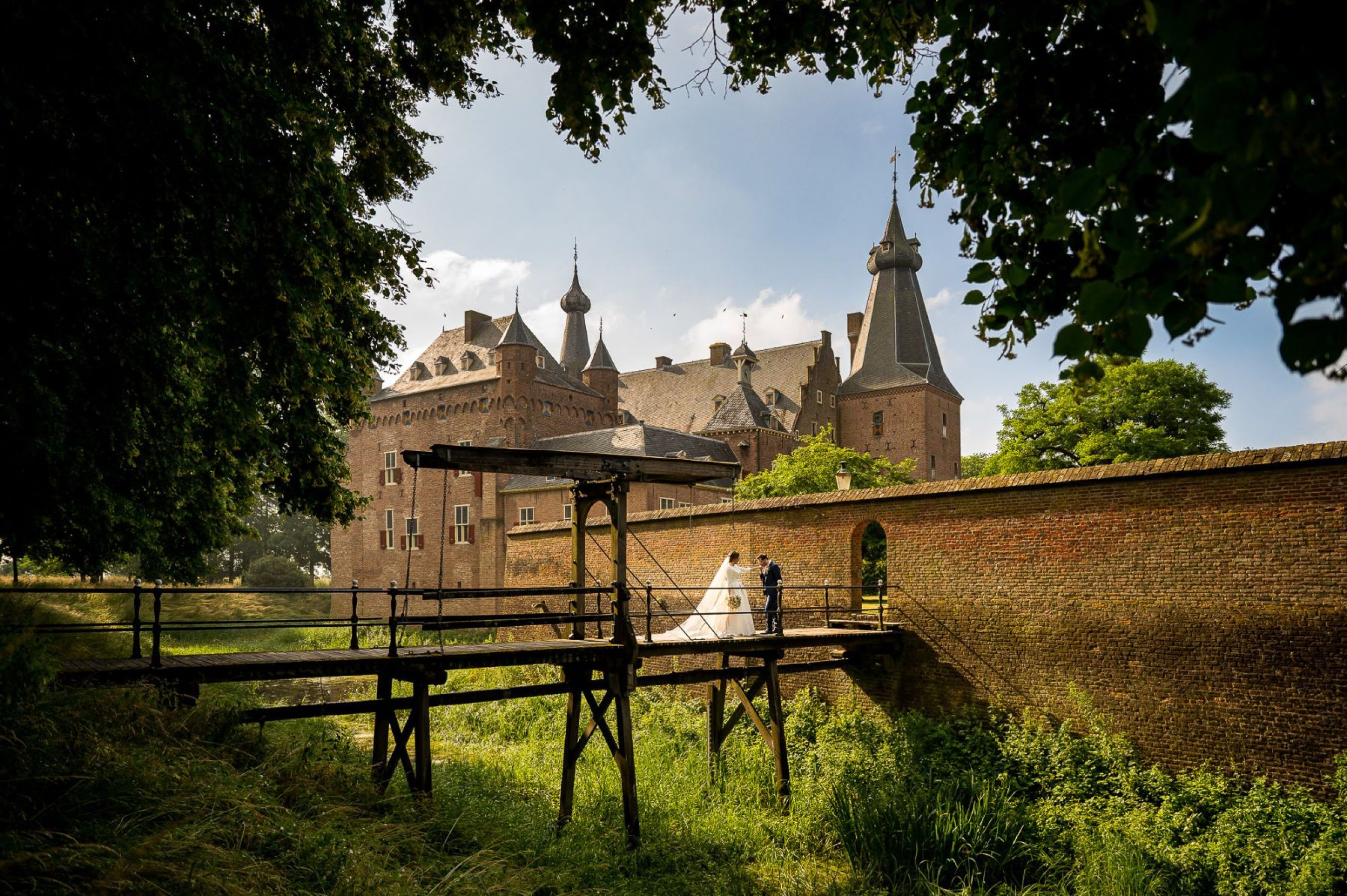 Cornelis-Marja-Jan-van-de-Maat-Bruidsfotografie-Trouwfotografie-kasteel-Doorwerth