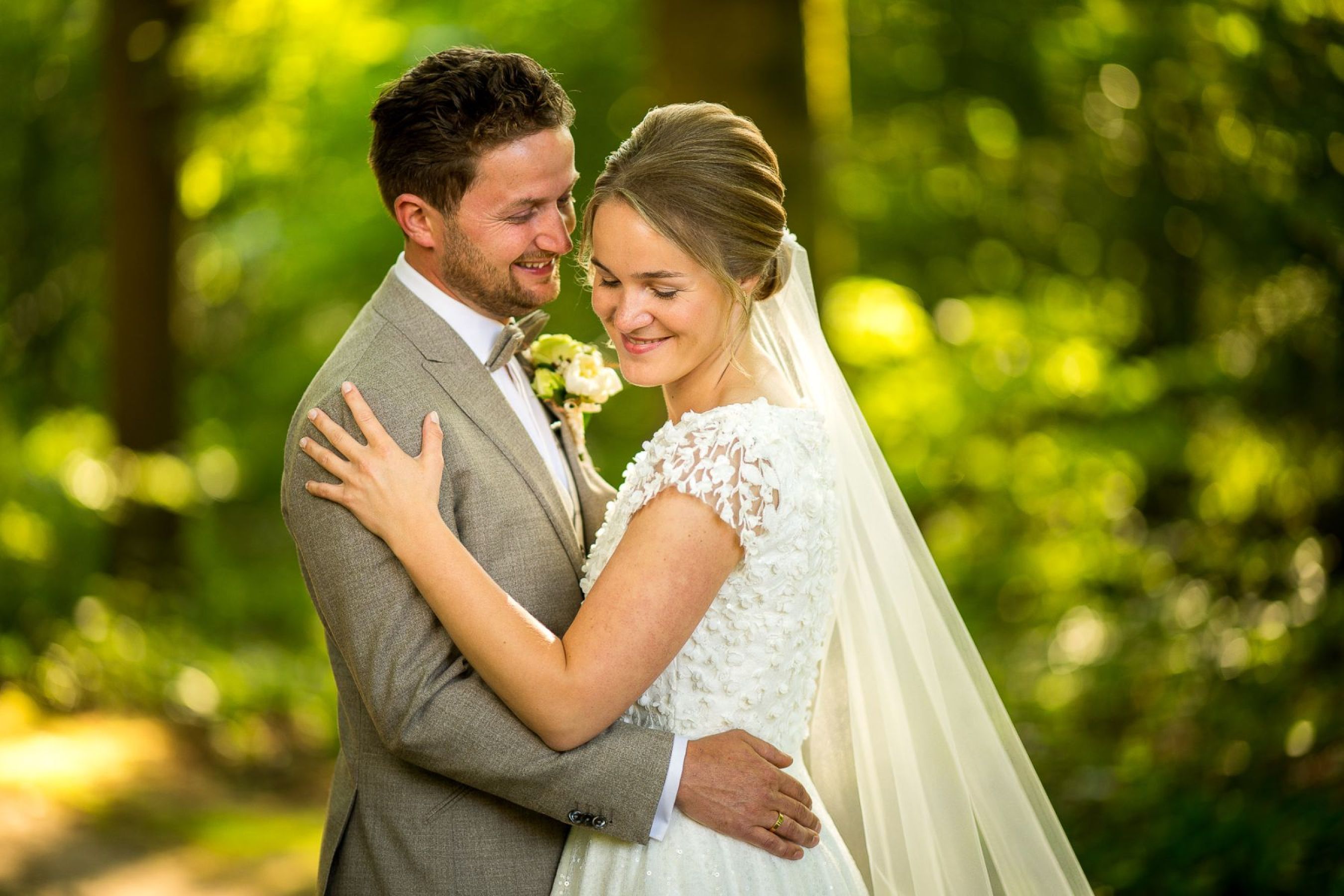 Evert-Carola-Jan-van-de-Maat-Bruidsfotografie-exclusieve-bruiloften-weddings-landgoed-Groot-Spriel-Putten